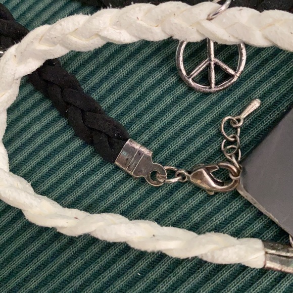 Pair of charm bracelets - Picture 8 of 8